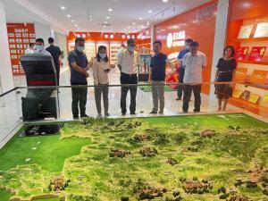 洛陽(yáng)市市委常委、宣傳部長(zhǎng)王飛蒞臨洛陽(yáng)正大調(diào)研